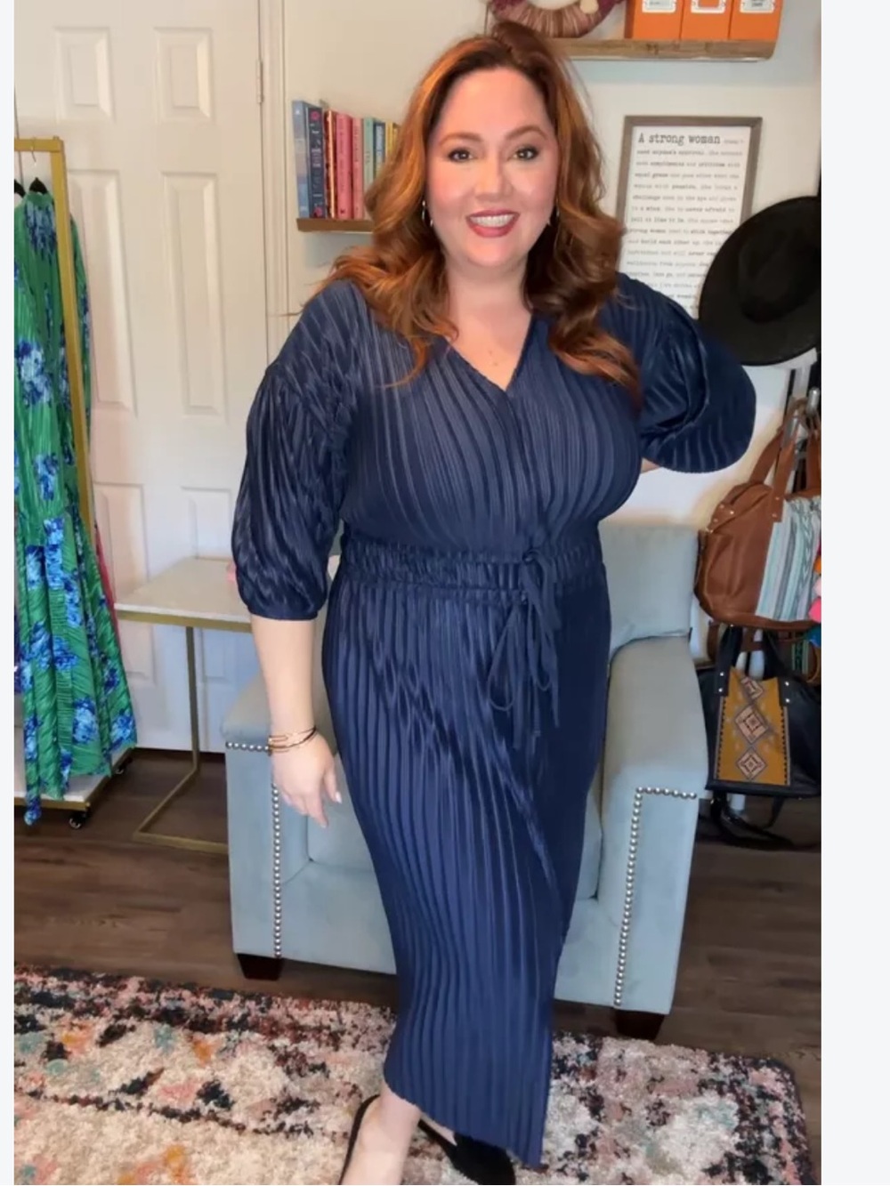 Eloquii dress size 16 stretchy material please check all picture of condition